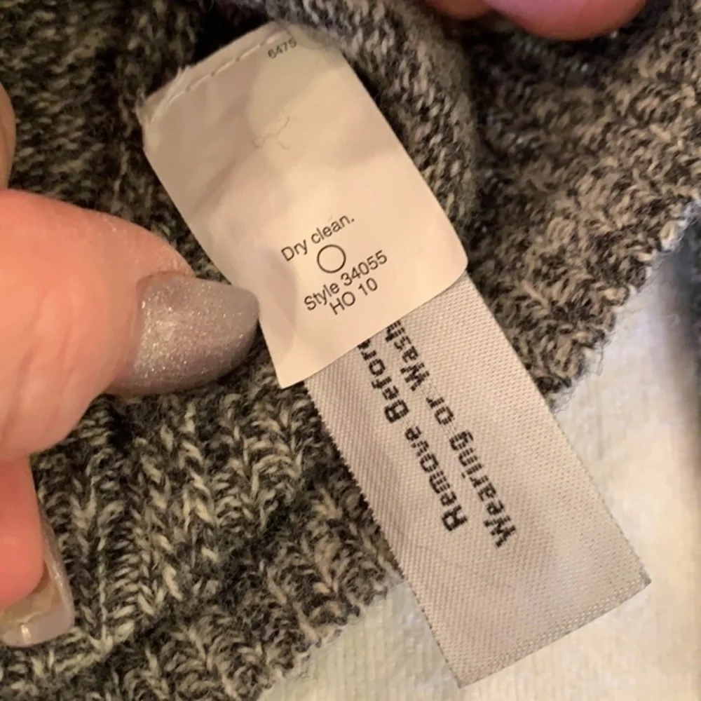 J crew 100% lambs wool long sleeve sweater black sequins detail